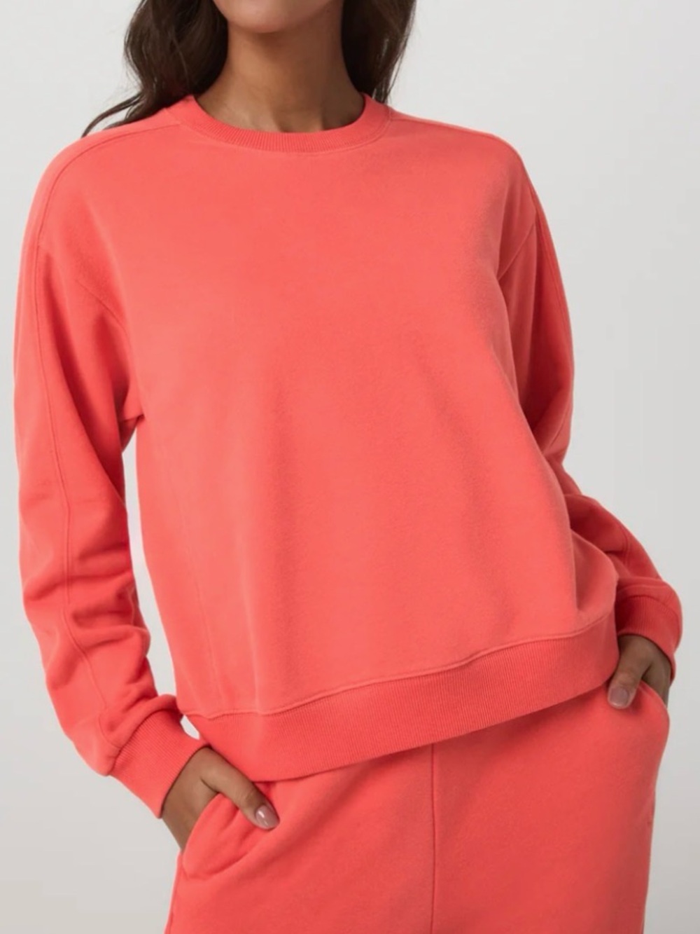 Vuori Sedona Crewneck Sweatshirt in Bright Coral